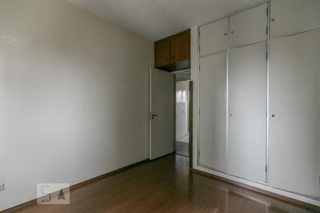 Quarto de apartamento à venda com 3 quartos, 70m² em Centro, Santo André