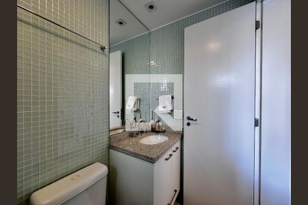 Apartamento à venda com 150m², 3 quartos e 2 vagasBanheiro Suíte 2