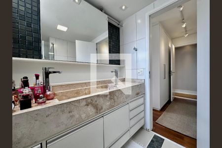 Apartamento à venda com 150m², 3 quartos e 2 vagasBanheiro Suíte 1