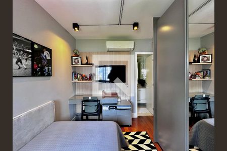 Apartamento à venda com 150m², 3 quartos e 2 vagasSuíte 3