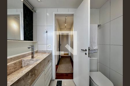 Apartamento à venda com 150m², 3 quartos e 2 vagasBanheiro Suíte 1