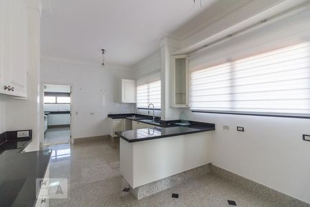 Apartamento à venda com 320m², 4 quartos e 4 vagasCozinha