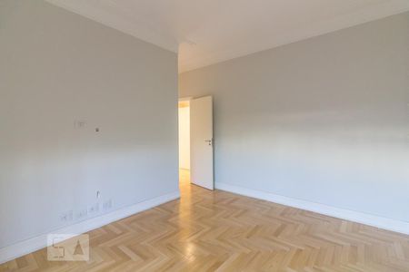 Apartamento à venda com 320m², 4 quartos e 4 vagasSuite 4