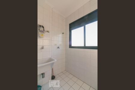 Área de serviço de apartamento para alugar com 2 quartos, 70m² em Santo Antônio, São Caetano do Sul