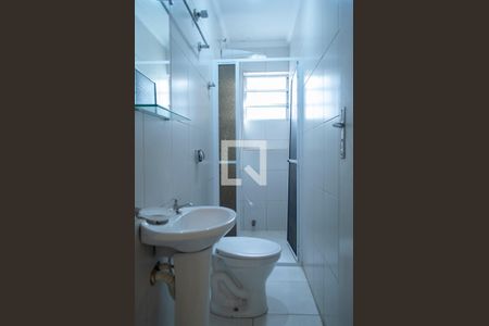 Banheiro de apartamento para alugar com 1 quarto, 30m² em Tucuruvi, São Paulo