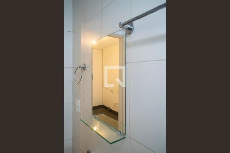 Banheiro de apartamento para alugar com 1 quarto, 30m² em Tucuruvi, São Paulo