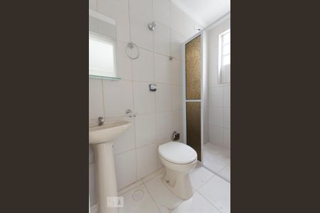 Banheiro de apartamento para alugar com 1 quarto, 39m² em Tucuruvi, São Paulo