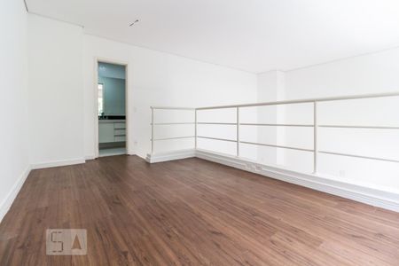 Studio à venda com 81m², 1 quarto e 2 vagas Studio à venda com 81m², 1 quarto e 2 vagasQuarto