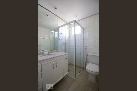 Apartamento para alugar com 194m², 4 quartos e 3 vagasBanheiro Suite 2