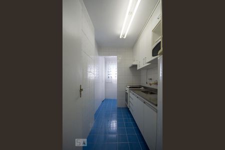Cozinha de apartamento para alugar com 1 quarto, 39m² em Santo Amaro, São Paulo