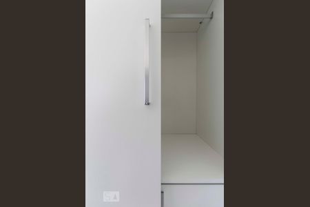 Apartamento à venda com 68m², 2 quartos e 1 vagaQuarto 2 - Suíte (Armários)