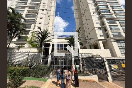 Apartamento à venda com 80m², 2 quartos e 2 vagas Apartamento à venda com 80m², 2 quartos e 2 vagasFachada