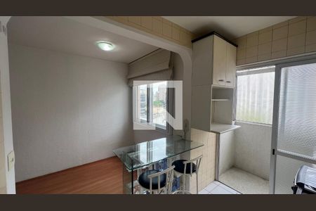 Apartamento para alugar com 40m², 1 quarto e 1 vaga Apartamento para alugar com 40m², 1 quarto e 1 vagaCozinha - Armários