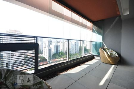 varanda de kitnet/studio à venda com 1 quarto, 41m² em Brooklin, São Paulo