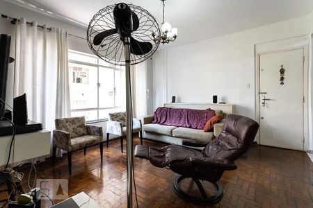 Sala de apartamento à venda com 3 quartos, 118m² em Jardim Europa, São Paulo
