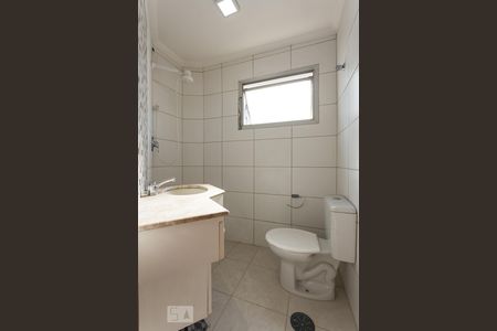 Banheiro de apartamento à venda com 1 quarto, 47m² em Santo Amaro, São Paulo