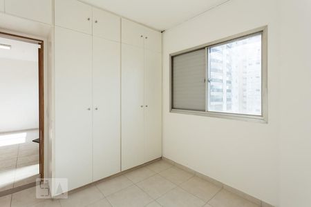 Quarto de apartamento à venda com 1 quarto, 47m² em Santo Amaro, São Paulo