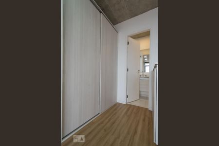 Quarto de kitnet/studio para alugar com 1 quarto, 35m² em Santo Amaro, São Paulo