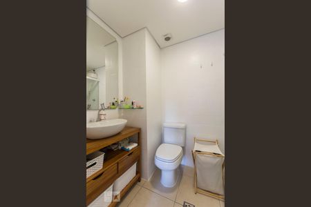 Banheiro Suite de apartamento para alugar com 1 quarto, 50m² em Pinheiros, São Paulo
