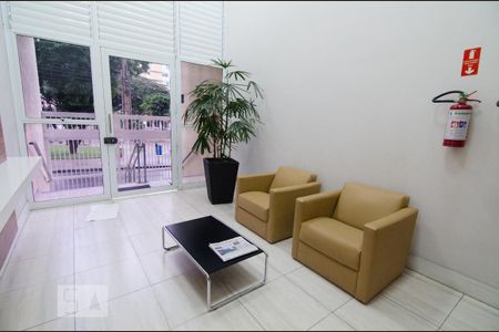 Dependências do prédio - hall de apartamento para alugar com 1 quarto, 72m² em Bosque, Campinas