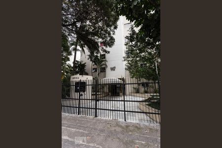 Apartamento para alugar com 37m², 1 quarto e 1 vaga Apartamento para alugar com 37m², 1 quarto e 1 vagaFachada