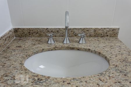 Apartamento para alugar com 108m², 3 quartos e 3 vagas Apartamento para alugar com 108m², 3 quartos e 3 vagasBanheiro da suíte 1