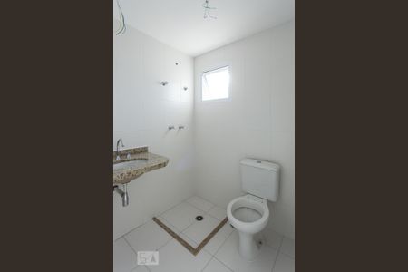 Apartamento para alugar com 108m², 3 quartos e 3 vagas Apartamento para alugar com 108m², 3 quartos e 3 vagasBanheiro da suíte 1