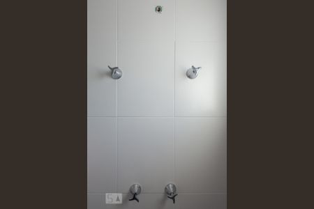 Apartamento para alugar com 108m², 3 quartos e 3 vagas Apartamento para alugar com 108m², 3 quartos e 3 vagasBanheiro da suíte 1