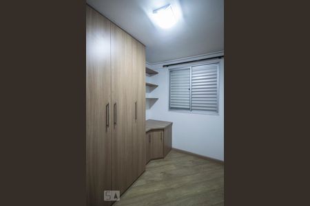 Quarto 01 de apartamento para alugar com 2 quartos, 55m² em Vila Moraes, São Paulo