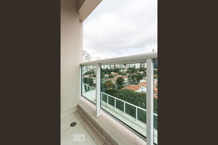 Varanda de kitnet/studio à venda com 1 quarto, 48m² em Brooklin Paulista, São Paulo