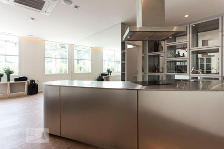 Studio à venda com 48m², 1 quarto e 1 vagaSalão de festas