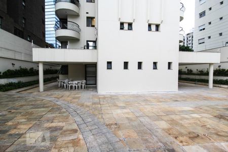 Apartamento para alugar com 100m², 3 quartos e 2 vagasÁrea comum