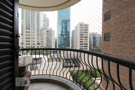 Apartamento para alugar com 100m², 3 quartos e 2 vagasVaranda da Suíte 3