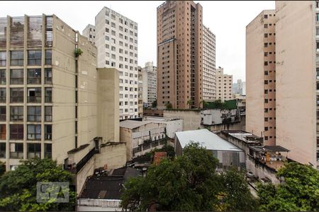Vista de kitnet/studio à venda com 1 quarto, 30m² em Vila Buarque, São Paulo