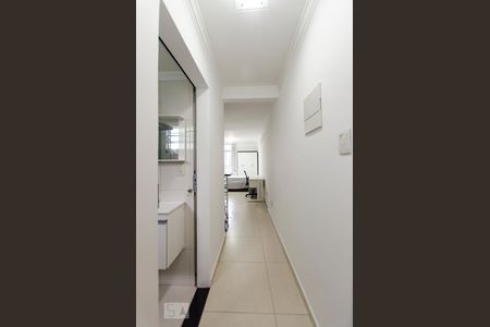 corredor de entrada de kitnet/studio à venda com 1 quarto, 30m² em Vila Buarque, São Paulo