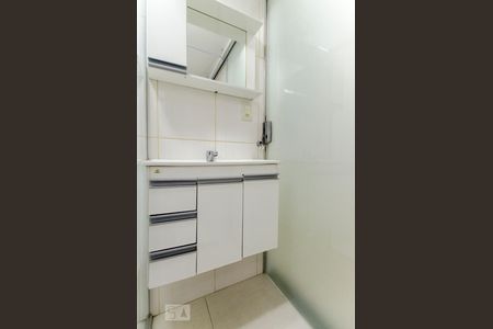 Detalhe do banheiro de kitnet/studio à venda com 1 quarto, 30m² em Vila Buarque, São Paulo