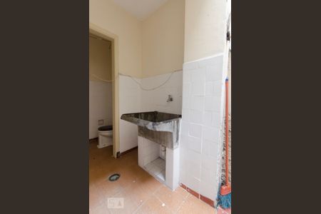 Apartamento para alugar com 100m², 2 quartos e sem vagaLavanderia