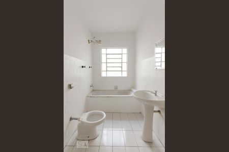 Banheiro de apartamento para alugar com 2 quartos, 100m² em Ipiranga, São Paulo