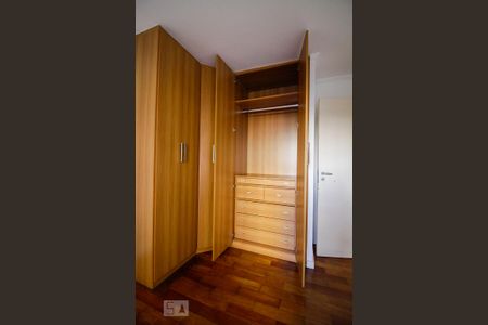 Apartamento para alugar com 98m², 3 quartos e 1 vaga Apartamento para alugar com 98m², 3 quartos e 1 vagaQuarto 3