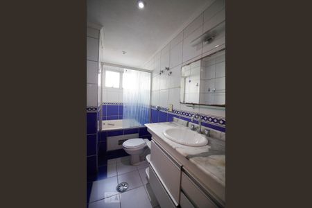 Apartamento para alugar com 98m², 3 quartos e 1 vaga Apartamento para alugar com 98m², 3 quartos e 1 vagaBanheiro