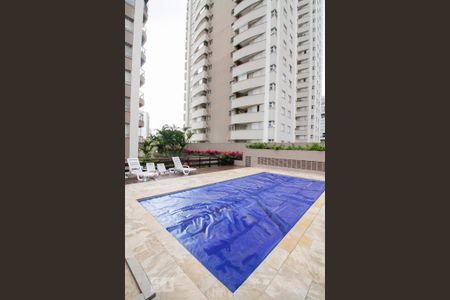 Apartamento para alugar com 98m², 3 quartos e 1 vaga Apartamento para alugar com 98m², 3 quartos e 1 vagaPiscina