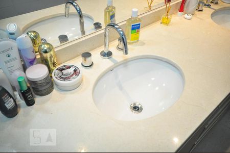 Apartamento à venda com 168m², 3 quartos e 3 vagasdetalhe do banheiro suíte 3