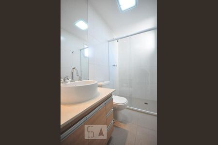 Apartamento à venda com 168m², 3 quartos e 3 vagasbanheiro suíte 2