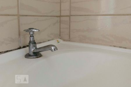 Apartamento para alugar com 60m², 3 quartos e 1 vagaBanheiro social (Torneira)