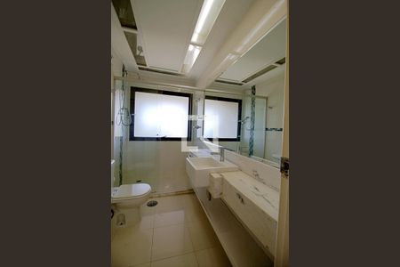 Apartamento para alugar com 64m², 1 quarto e 2 vagas Apartamento para alugar com 64m², 1 quarto e 2 vagasBanheiro da Suíte 1