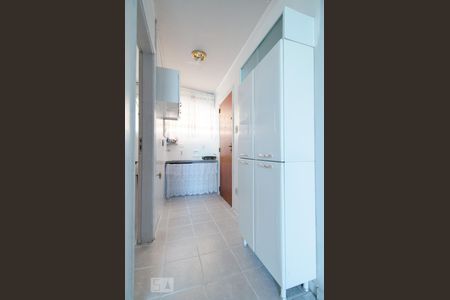 Entrada/cozinha de kitnet/studio para alugar com 1 quarto, 50m² em Centro, Campinas