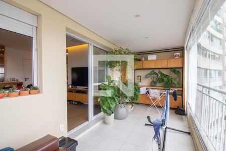 Varanda de apartamento à venda com 1 quarto, 69m² em Pinheiros, São Paulo
