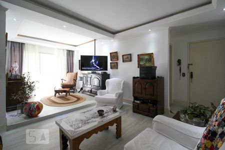 Sala de apartamento à venda com 3 quartos, 120m² em Moema, São Paulo