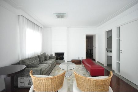 Apartamento para alugar com 157m², 4 quartos e 3 vagassala