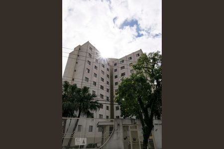 Apartamento para alugar com 69m², 2 quartos e 1 vagaFachada
